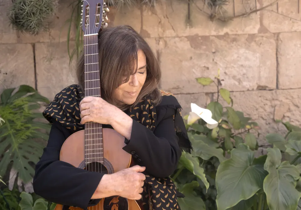 María Del Mar Bonet - L'aigua no cansa