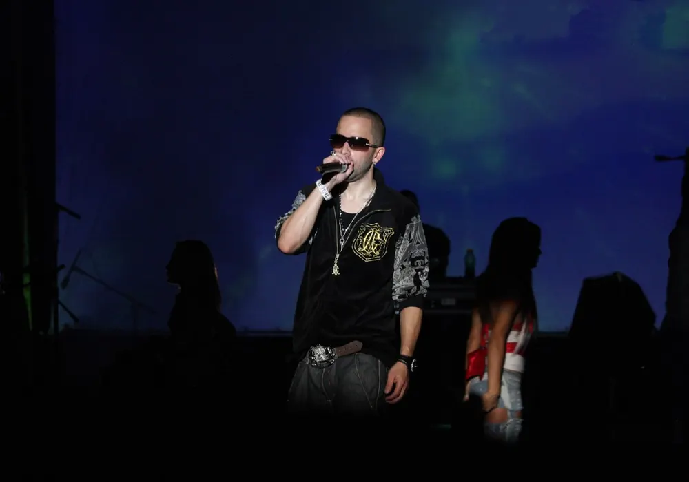 Yandel Sinfonico en Roig Arena