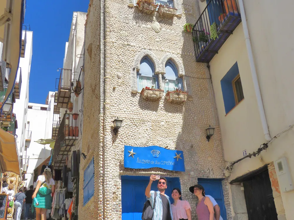 Casa de les Petxines (Casa de las Conchas)