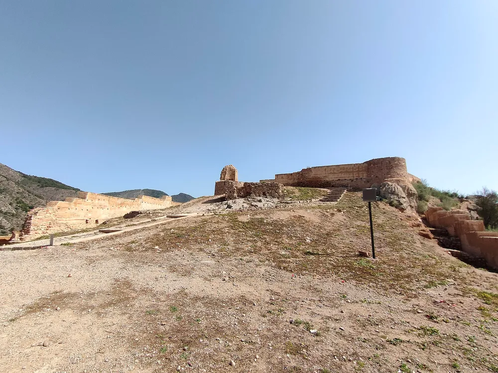 Castell Vell y ermita de la Magdalena