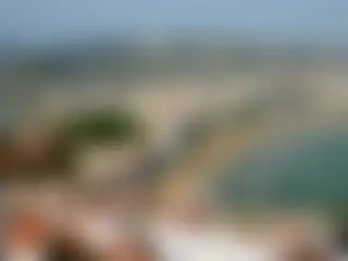 La cala sin aparcamiento ni sombrillas